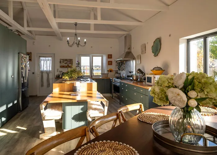 Вилла Quinta Da Cris *